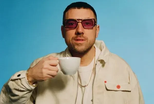 Coez Biography: Girlfriend, Age, Songs, Height, Net Worth, Ethnicity, Parents, Instagram