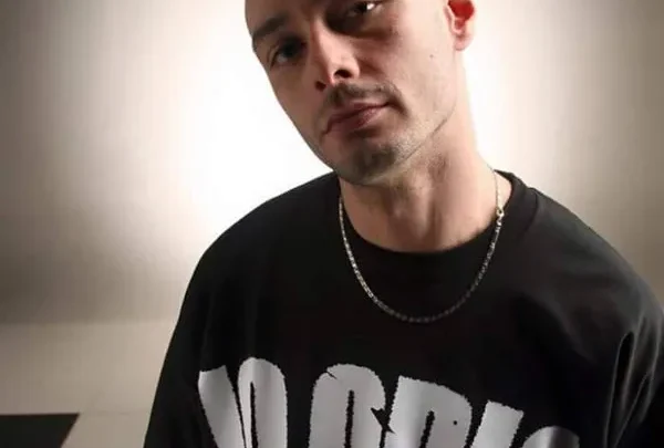 Fabri Fibra Biography: Parents, Age, Record Label, Ethnicity, Songs, Instagram, Height, Net Worth