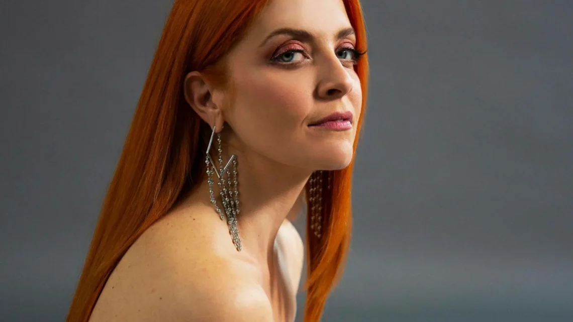 Noemi Biography: Ethnicity, Parents, Songs, Net Worth, Awards, Instagram, Parents, Height, Ethnicity