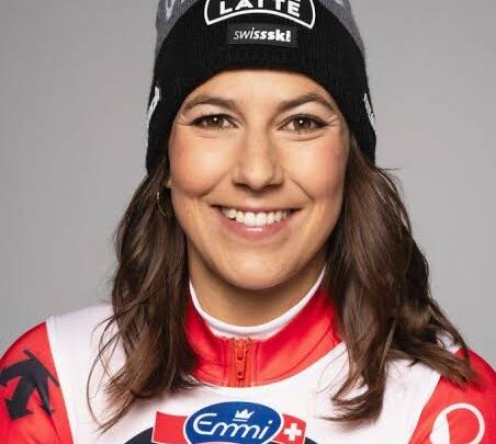 Wendy Holdener Biography: Height, Olympic Medals, Ethnicity, Parents, Boyfriend, Net Worth