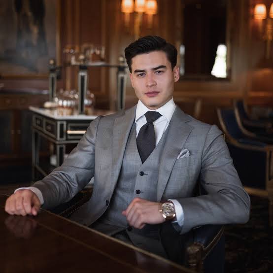 Dimash Adilet Biography: Ethnicity, Age, Business Ventures, Wife, Net Worth, Height, Instagram