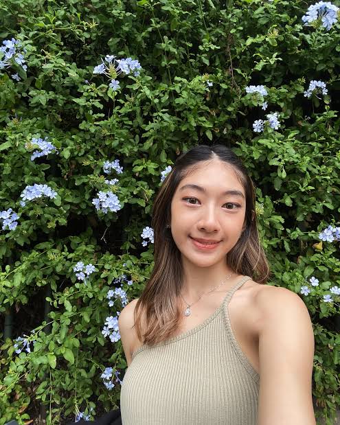 Shazfa Adesya Biography: Age, Height, Parents, Net Worth, Songs, Boyfriend, Education