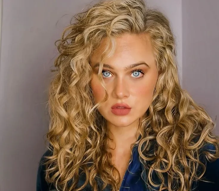 India Batson Biography: Husband, Age, Net Worth, Height, Parents, Son, Career, YouTube, TikTok