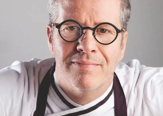 Ernst Knam Biography: Tv Shows, Age, Height, Ethnicity, Net Worth, Parents, Awards