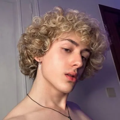 Bernardo Gomes Biography: Parents, TikTok, Height, Age, Ethnicity, Girlfriend, Net Worth