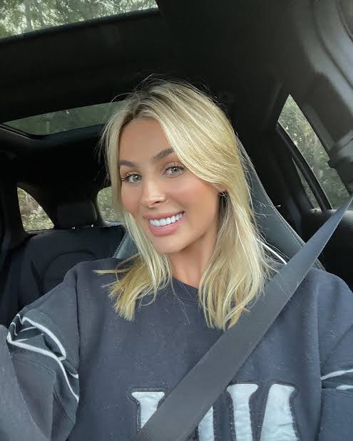 Indy Clinton Biography: Height, Net Worth, Age, Parents, Nationality, Boyfriend, Instagram