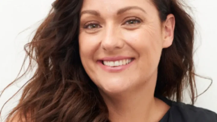 Celeste Barber Biography: Husband, Kids, Age, Height, Net Worth, Sister, Movies, Instagram