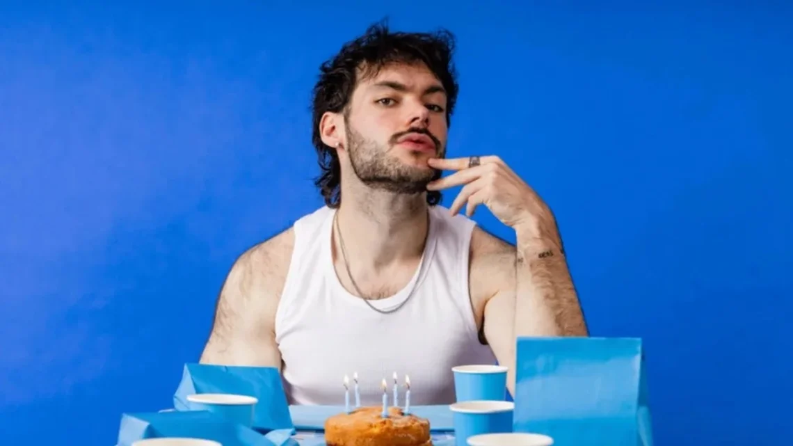 James Marriott Biography: Height, Net Worth, Age, Siblings, Songs, YouTube, Albums, Spouse