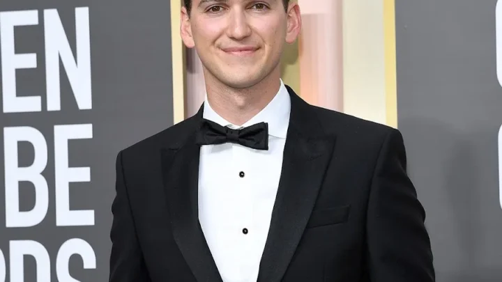 Matt Friend Biography: Parents, Age, Height, Net Worth, Siblings, Wife, Netflix, Tour, Instagram