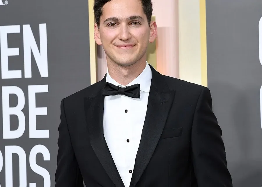 Matt Friend Biography: Parents, Age, Height, Net Worth, Siblings, Wife, Netflix, Tour, Instagram
