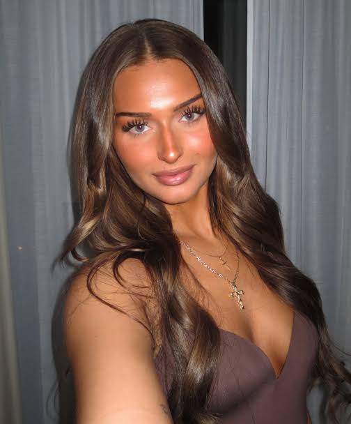 Alicia Lauterbach Biography: Instagram, Net Worth, Age, Height, Ethnicity, Parents, Boyfriend