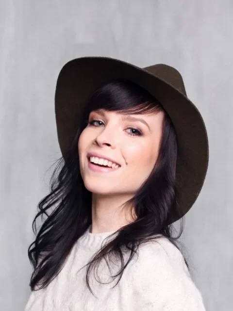 Paulina Mikuła Biography: Ethnicity, Books, Age, Height, Net Worth, Awards, Partner, Instagram