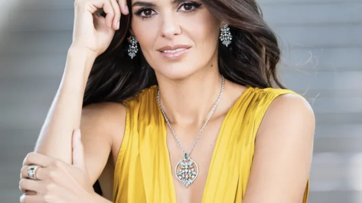 Cuca Roseta Biography: Songs, Net Worth, Age, Toranja, Height, Ethnicity, Parents, Instagram