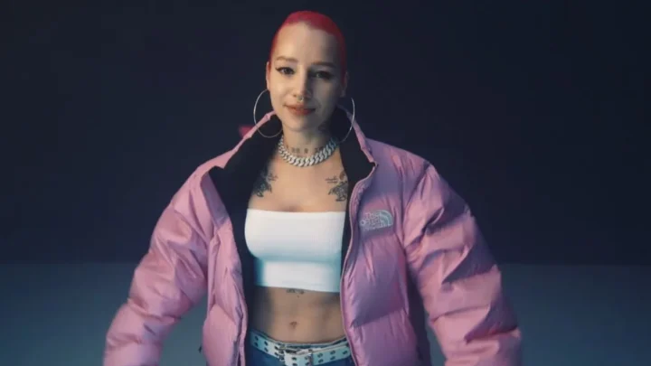 Young Leosia Biography: Ethnicity, Age Net Worth, Boyfriend, Songs, Instagram, Height