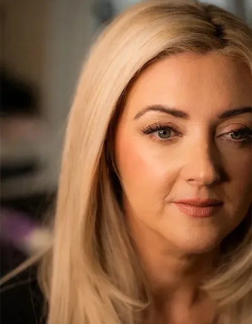 Jenny Dixon Biography: Husband, Age, Kids, Height, Net Worth, Career, Movies, TV Shows