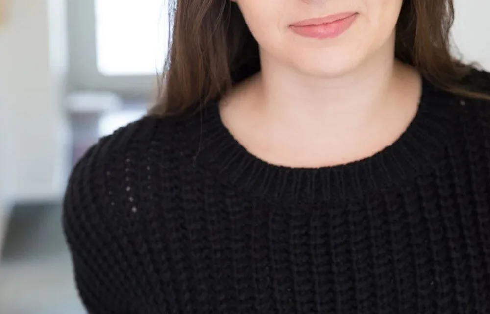 Jamie Curry Biography: Net Worth, Age, Height, Parents, Career, Boyfriend, Book