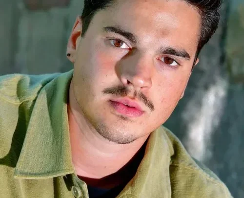 Oscar Zia Biography: Age, Height, Ethnicity, Parents, Net Worth, Movies, Siblings, Partner