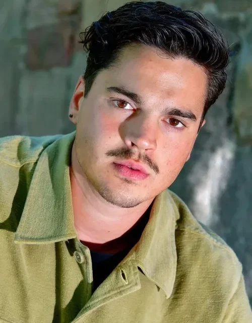 Oscar Zia Biography: Age, Height, Ethnicity, Parents, Net Worth, Movies, Siblings, Partner