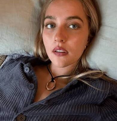 Eva Meloche Biography: Age, Net Worth, Height, Career, Fashion, Instagram, Boyfriend, Nationality