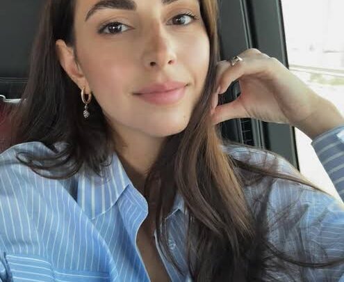 Valerie Abou Chacra Biography: Height, Net Worth, Husband, Kids, Age, Parents, Movies & TV Shows