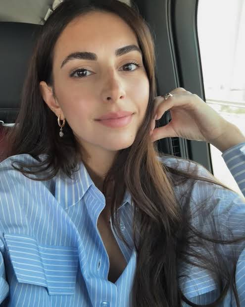 Valerie Abou Chacra Biography: Height, Net Worth, Husband, Kids, Age, Parents, Movies & TV Shows