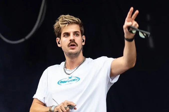 Taco Hemingway Biography: Ethnicity, Record Label, Net Worth, Age, Songs, Height, Girlfriend