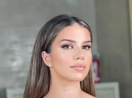 Lara Scandar Biography: Husband, Daughter, Age, Net Worth, Height, Parents, Songs & Movies