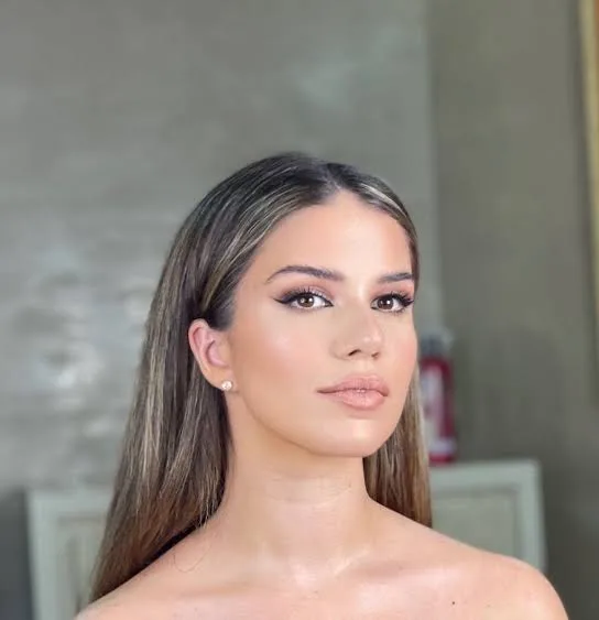 Lara Scandar Biography: Husband, Daughter, Age, Net Worth, Height, Parents, Songs & Movies