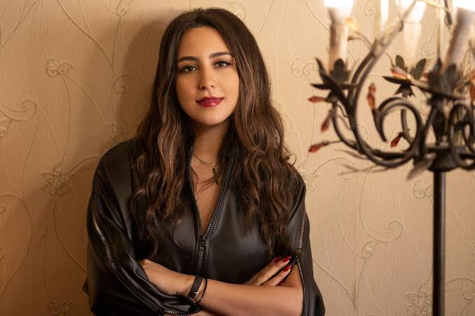 Mayssa Karaa Bio: Age, Net Worth, Height, Parents, Sister, Boyfriend, Songs & Albums
