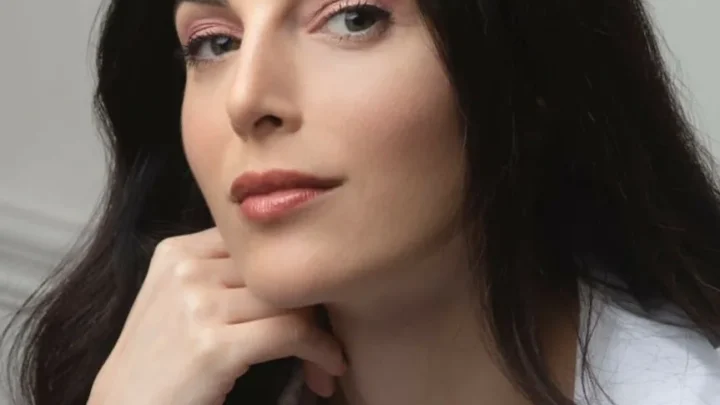 Razane Jammal Biography: Age, Net Worth, Height, Parents, Career, Movies & TV Shows, Husband