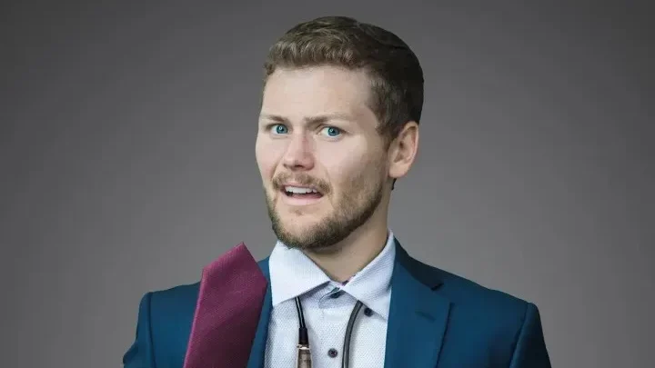 Drew Lynch Biography: Height, Age, Net Worth, Parents, Career, Girlfriend, Movies, TV Shows