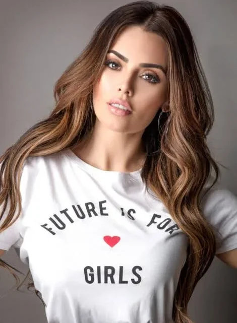 Rosie Mercado Biography: Husband, Age, Kids, Height, Net Worth, Parents, Books, Movies, YouTube