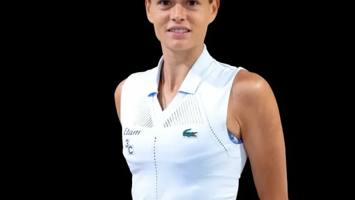 Chloé Paquet Biography: Parents, Net Worth, ITF Titles, Husband, Ethnicity, Height, Age