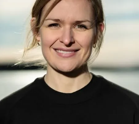 Emilie Christensen Biography: Parents, Songs, Net Worth, Sister, Movies, Height, Songs