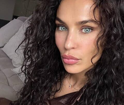 Julie Ricci Biography: Parents, Net Worth, Age, Height, Ethnicity, Partner, Religion