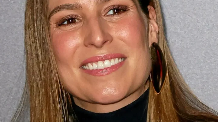 Laury Thilleman Biography: Sister, Beauty Pageant, Age, Height, Net Worth, Ethnicity, Parents