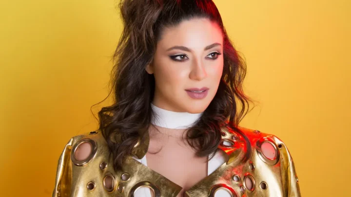 Lea Makhoul Biography: Age, Husband, Net Worth, Parents, Songs, Height, Star Academy, Albums