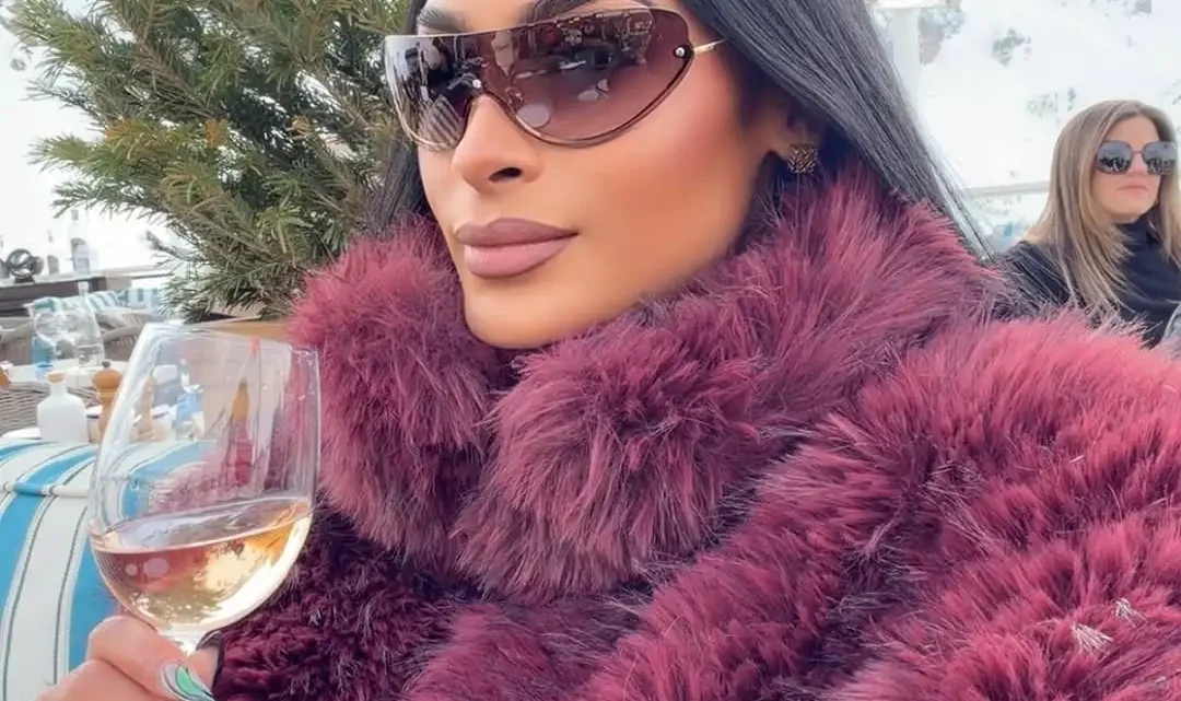 Ashley Roberts Biography: Education, Net Worth, Spouse, Age,  Height, Parents, TikTok, Movies & TV Shows, Children