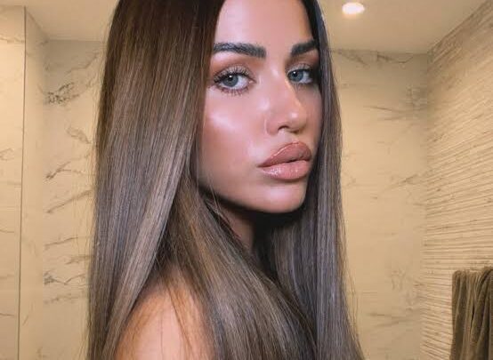 Kim Gloss Biography: Net Worth, Age, Husband, Parents, Height, Songs, Career, Kids, Nationality