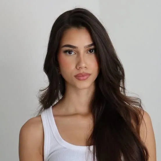 Yasmin Maccari Biography: TikTok, Age, Ethnicity, Net Worth, Age, Boyfriend, YouTube, Parents