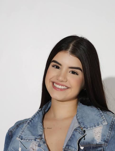 Carol Chamberlain Biography: YouTube, Net Worth, Age, Height, Ethnicity, Movies, Awards, Parents