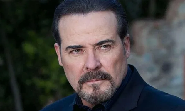 César Évora Biography: Movies, Ethnicity, Parents, Age, Net Worth, Girlfriend