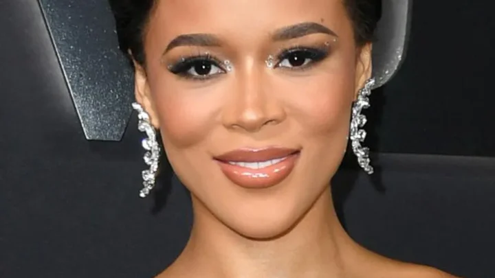 Serayah McNeill Biography: Partner, Age, Songs, Height, Ethnicity, Movies, Parents