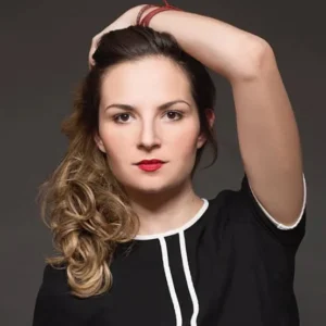Ana Isabel Esqueira
