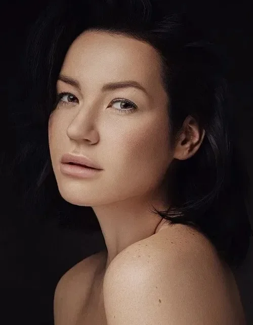 Ida Galich Biography: TV Shows, Songs, Age, Net Worth, Son, Ex-Husband, Career, Instagram