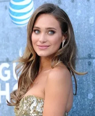 Hannah Davis Biography: Age, Husband, Children, Height, Net Worth, Parents, Instagram, Career