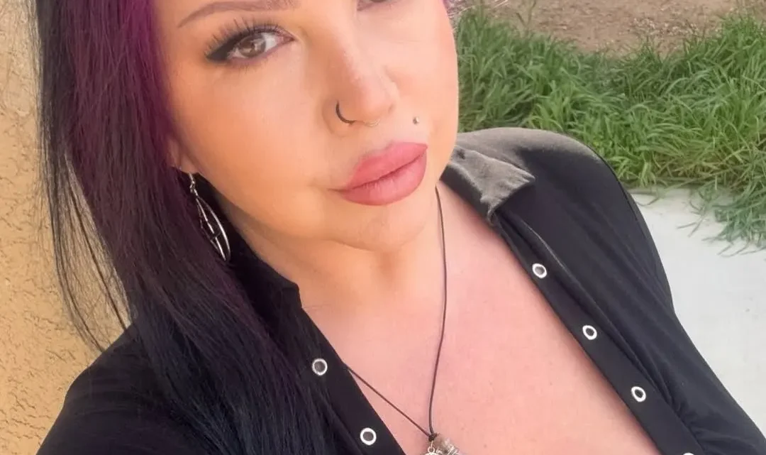 Sheridan Love Biography: Books, Boyfriend, Net Worth, Age, Height, Parents, Adult Films, Instagram