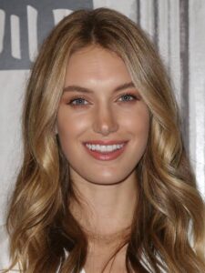 Caroline Lowe