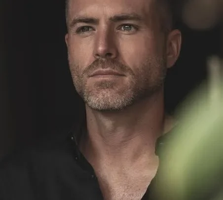 Erik Hayser Biography: Instagram, Net Worth, Age, Height, Ethnicity, Movies, Parents, Religion