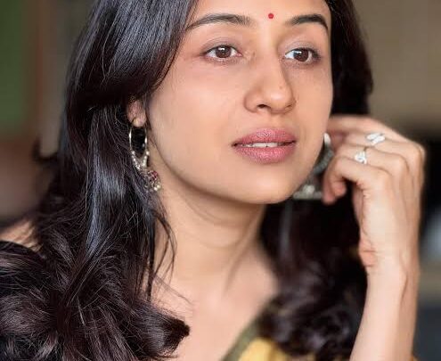 Paridhi Sharma Biography: Parents, Net Worth, Age, Height, Ethnicity, Movies